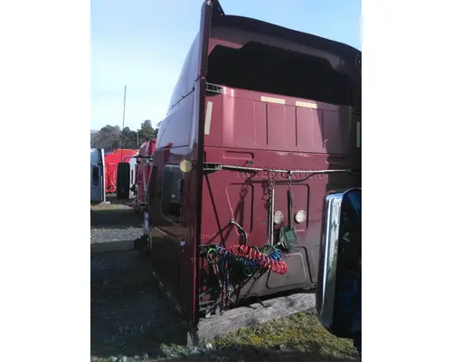 INTERNATIONAL PROSTAR 122 CAB