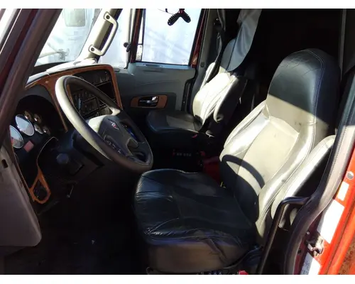 INTERNATIONAL PROSTAR 122 CAB