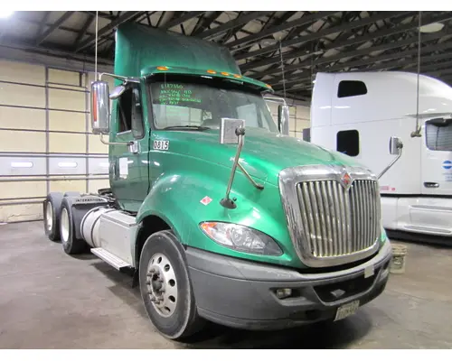 INTERNATIONAL PROSTAR 122 CAB