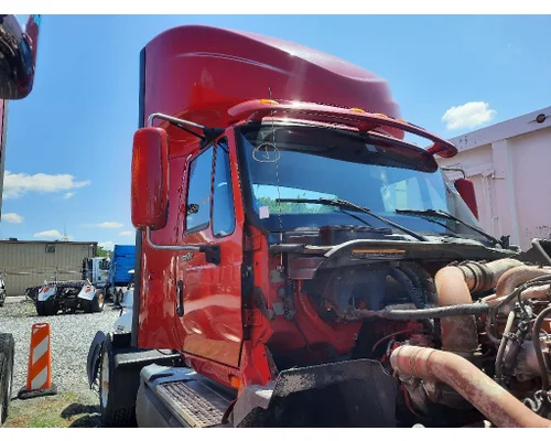 INTERNATIONAL PROSTAR 122 CAB