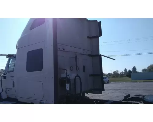 INTERNATIONAL PROSTAR 122 CAB
