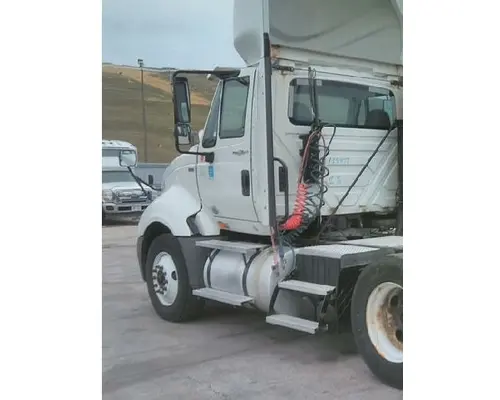 INTERNATIONAL PROSTAR 122 CAB