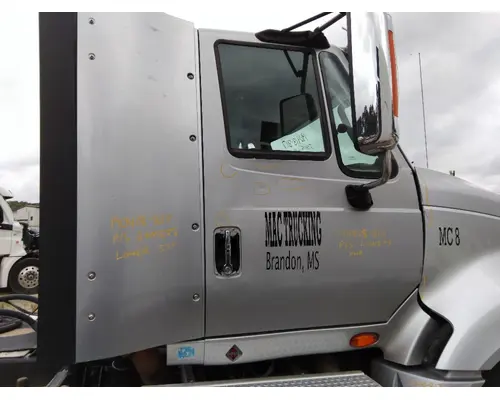 INTERNATIONAL PROSTAR 122 CAB