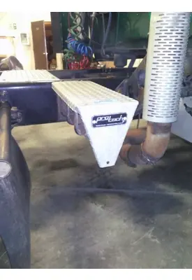 INTERNATIONAL PROSTAR 122 CHAIN HANGER