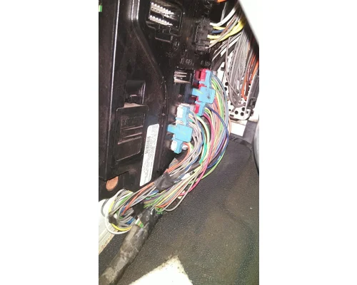 INTERNATIONAL PROSTAR 122 CHASSIS CONTROL MODULE (CCM)