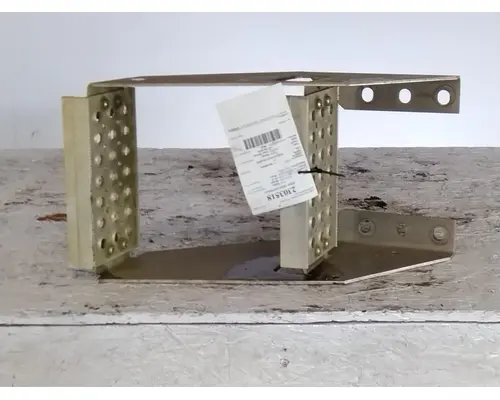 INTERNATIONAL PROSTAR 122 DECK (CATWALK) STEP