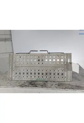 INTERNATIONAL PROSTAR 122 DECK (CATWALK) STEP