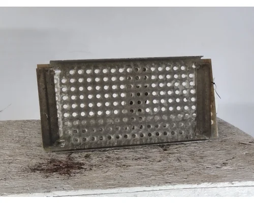INTERNATIONAL PROSTAR 122 DECK (CATWALK) STEP