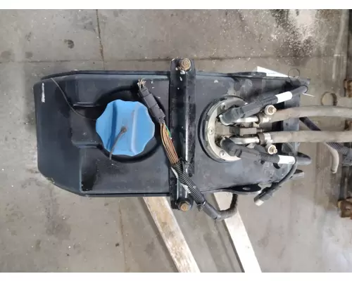 INTERNATIONAL PROSTAR 122 DEF TANK