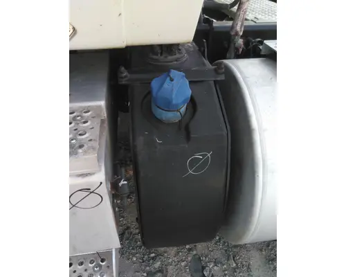 INTERNATIONAL PROSTAR 122 DEF TANK