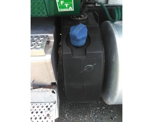 INTERNATIONAL PROSTAR 122 DEF TANK