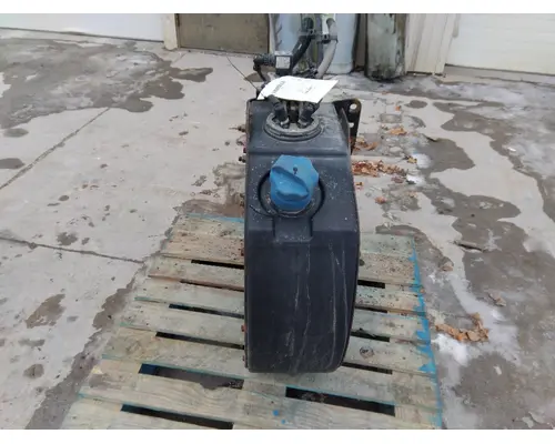 INTERNATIONAL PROSTAR 122 DEF TANK