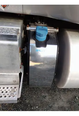 INTERNATIONAL PROSTAR 122 DEF TANK