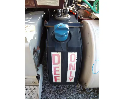 INTERNATIONAL PROSTAR 122 DEF TANK