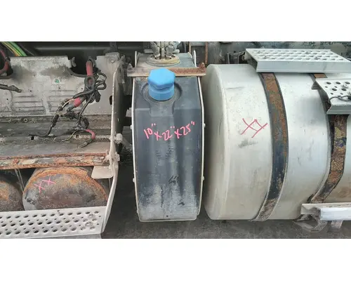 INTERNATIONAL PROSTAR 122 DEF TANK