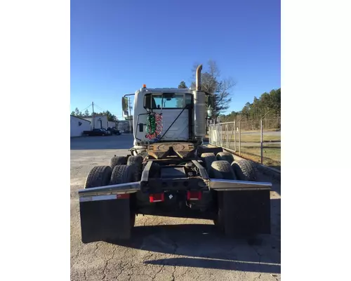 INTERNATIONAL PROSTAR 122 DISMANTLED TRUCK