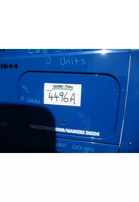 INTERNATIONAL PROSTAR 122 DOOR, COMPARTMENT