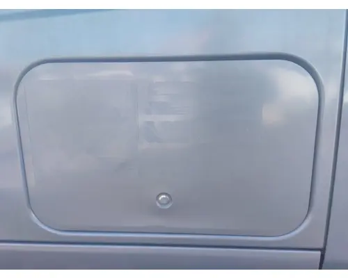 INTERNATIONAL PROSTAR 122 DOOR, COMPARTMENT