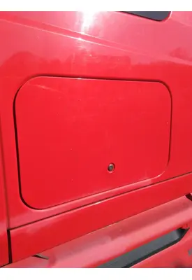 INTERNATIONAL PROSTAR 122 DOOR, COMPARTMENT