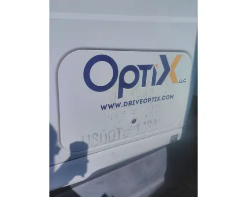 INTERNATIONAL PROSTAR 122 DOOR, COMPARTMENT