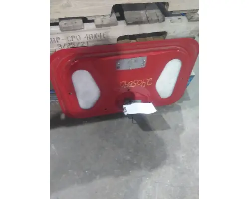 INTERNATIONAL PROSTAR 122 DOOR, COMPARTMENT