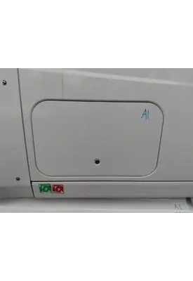 INTERNATIONAL PROSTAR 122 DOOR, COMPARTMENT