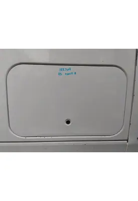 INTERNATIONAL PROSTAR 122 DOOR, COMPARTMENT