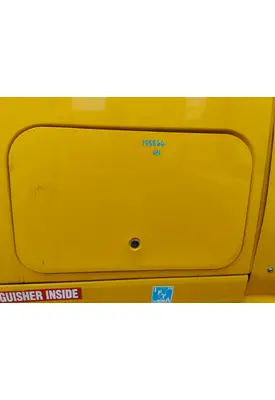 INTERNATIONAL PROSTAR 122 DOOR, COMPARTMENT