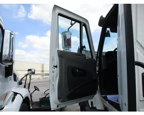 INTERNATIONAL PROSTAR 122 DOOR ASSEMBLY, FRONT