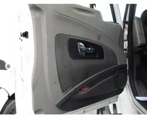 INTERNATIONAL PROSTAR 122 DOOR ASSEMBLY, FRONT