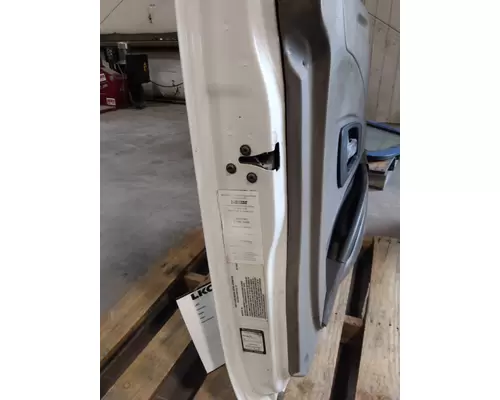 INTERNATIONAL PROSTAR 122 DOOR ASSEMBLY, FRONT