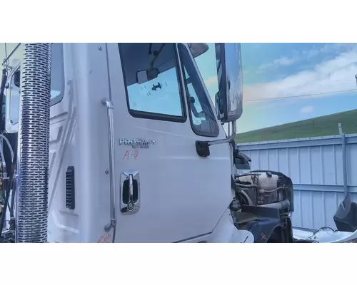 INTERNATIONAL PROSTAR 122 DOOR ASSEMBLY, FRONT