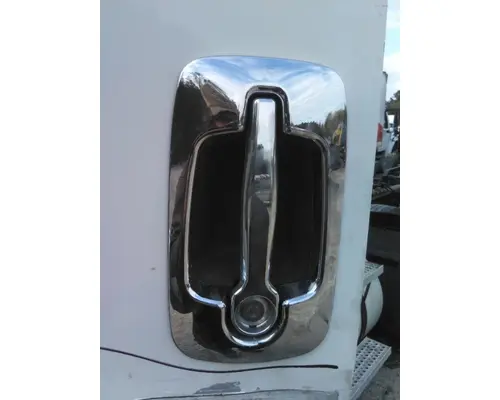 INTERNATIONAL PROSTAR 122 DOOR HANDLE