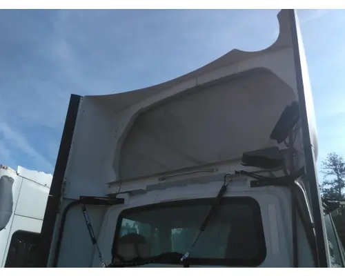 INTERNATIONAL PROSTAR 122 FAIRING, WIND DEFLECTOR ROOF