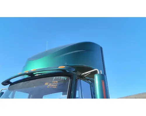 INTERNATIONAL PROSTAR 122 FAIRING, WIND DEFLECTOR ROOF