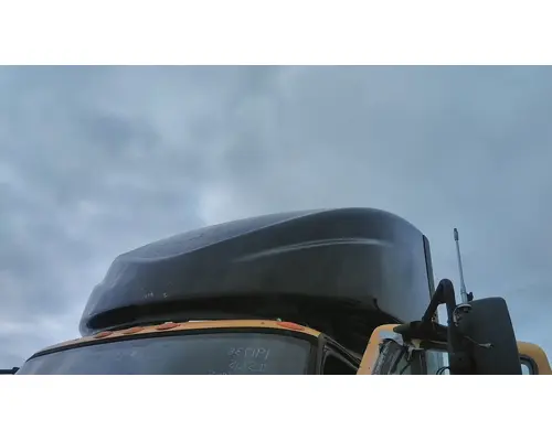 INTERNATIONAL PROSTAR 122 FAIRING, WIND DEFLECTOR ROOF