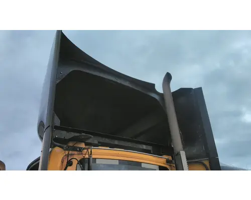 INTERNATIONAL PROSTAR 122 FAIRING, WIND DEFLECTOR ROOF
