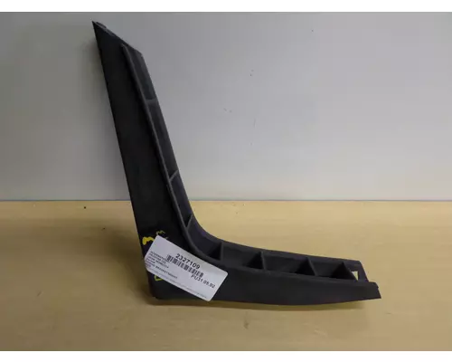 INTERNATIONAL PROSTAR 122 FAIRING BRACKETMOUNT