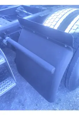 INTERNATIONAL PROSTAR 122 FENDER, QUARTER/HALF REAR