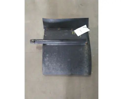 INTERNATIONAL PROSTAR 122 FENDER, QUARTERHALF REAR