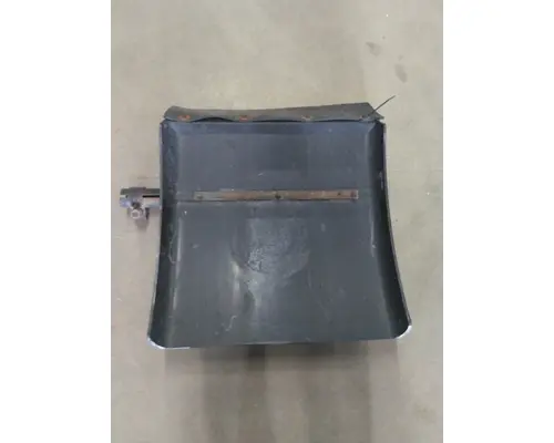 INTERNATIONAL PROSTAR 122 FENDER, QUARTERHALF REAR