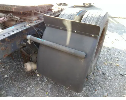 INTERNATIONAL PROSTAR 122 FENDER, QUARTERHALF REAR