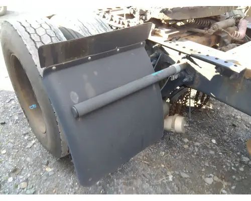 INTERNATIONAL PROSTAR 122 FENDER, QUARTERHALF REAR