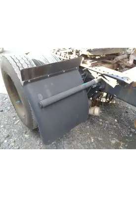 INTERNATIONAL PROSTAR 122 FENDER, QUARTER/HALF REAR