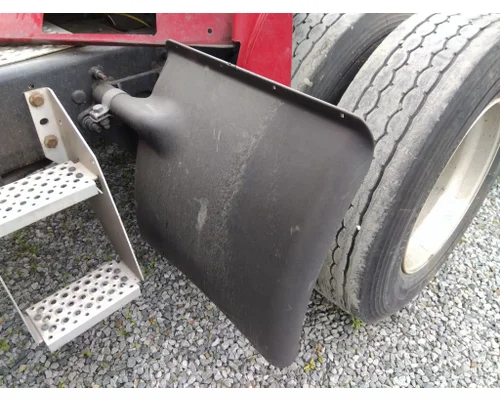INTERNATIONAL PROSTAR 122 FENDER, QUARTER/HALF REAR