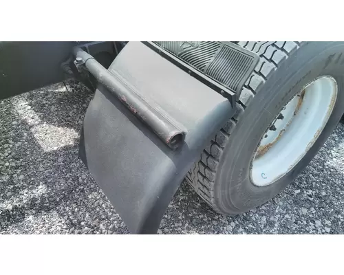 INTERNATIONAL PROSTAR 122 FENDER, QUARTERHALF REAR