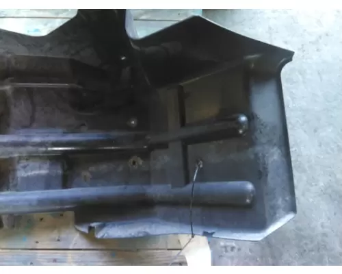 INTERNATIONAL PROSTAR 122 FENDER, SPLASH SHIELDGUARD