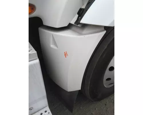 INTERNATIONAL PROSTAR 122 FENDER EXTENSION