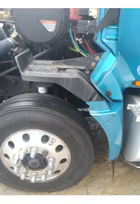 INTERNATIONAL PROSTAR 122 FENDER EXTENSION