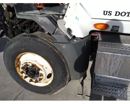 INTERNATIONAL PROSTAR 122 FENDER EXTENSION